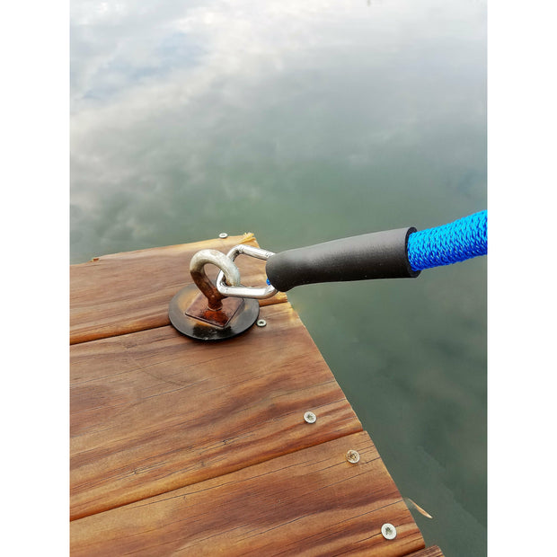Why Should I Use Bungee Dock Ties Instead of Rope Dock Lines?  We often  get asked, ”why should I use a bungee dock tie instead of a rope dock line?”  So
